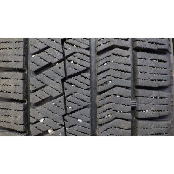 ブリヂストン BLIZZAK VRX2 175/60R16 4本SET◆2017年製7~9分山スタッドレス◆中古 片減りあり◆白石区手渡し可◆ラクティス等に_画像3