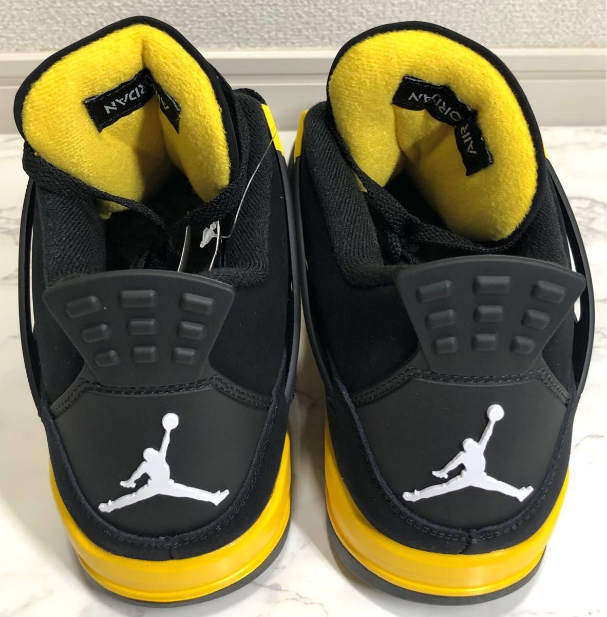 新品 Nike Air Jordan 4 Thunder (2023) DH6927-017 28 5cm|PayPayフリマ