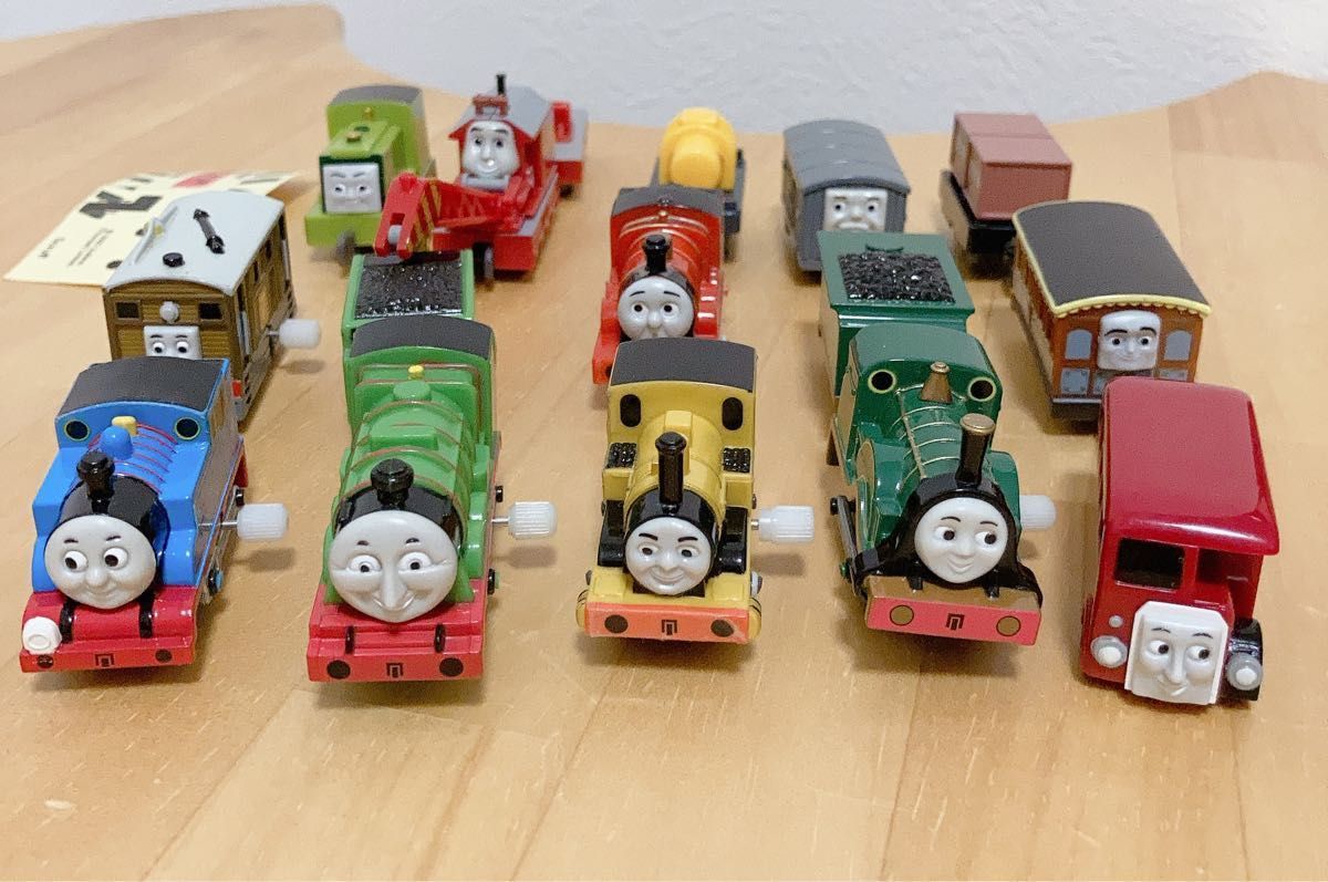 カプセルプラレール 13個セット まとめ売り キャラクター ゼンマイ トーマス ガチャガチャ