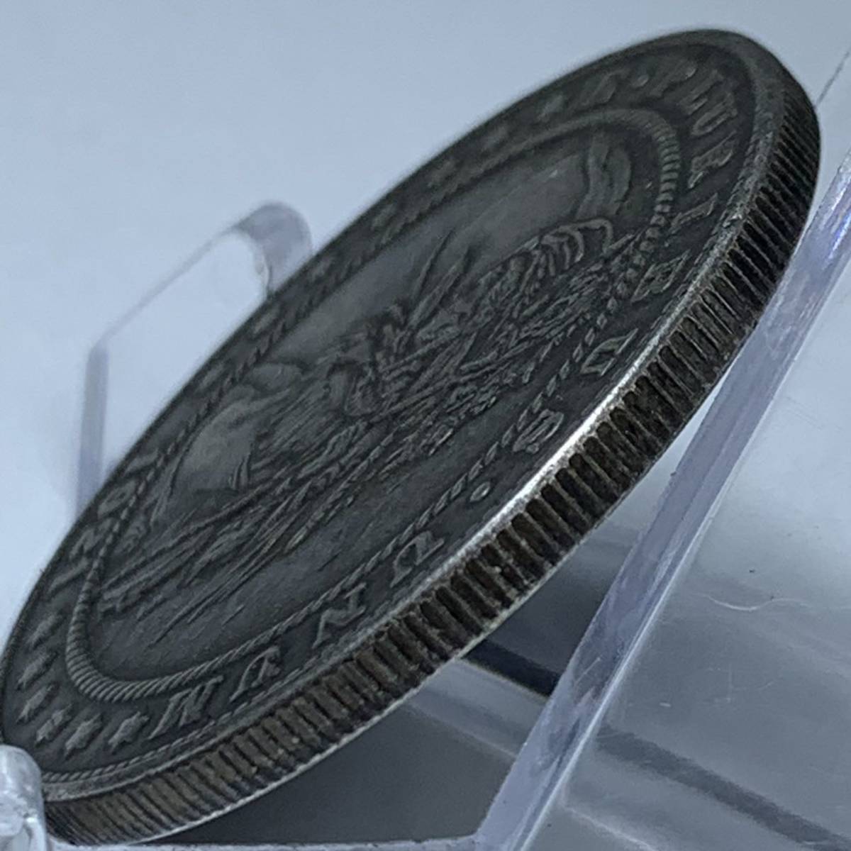 WX927流浪幣 サイパンの女 天眼 鷹紋 外国硬貨 貿易銀 海外古銭 コレクションコイン 貨幣 重さ約24g_画像3