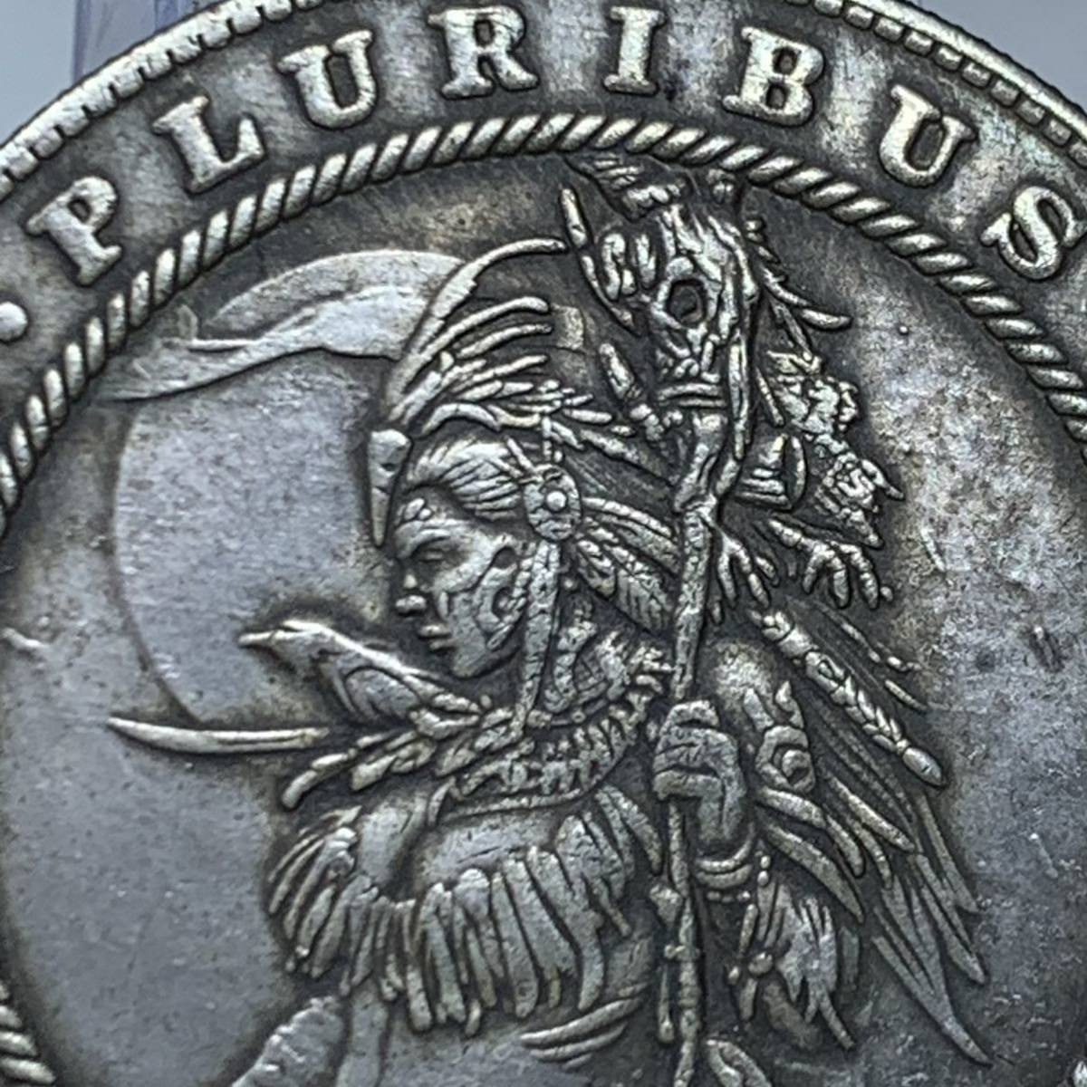 WX927流浪幣 サイパンの女 天眼 鷹紋 外国硬貨 貿易銀 海外古銭 コレクションコイン 貨幣 重さ約24g_画像2