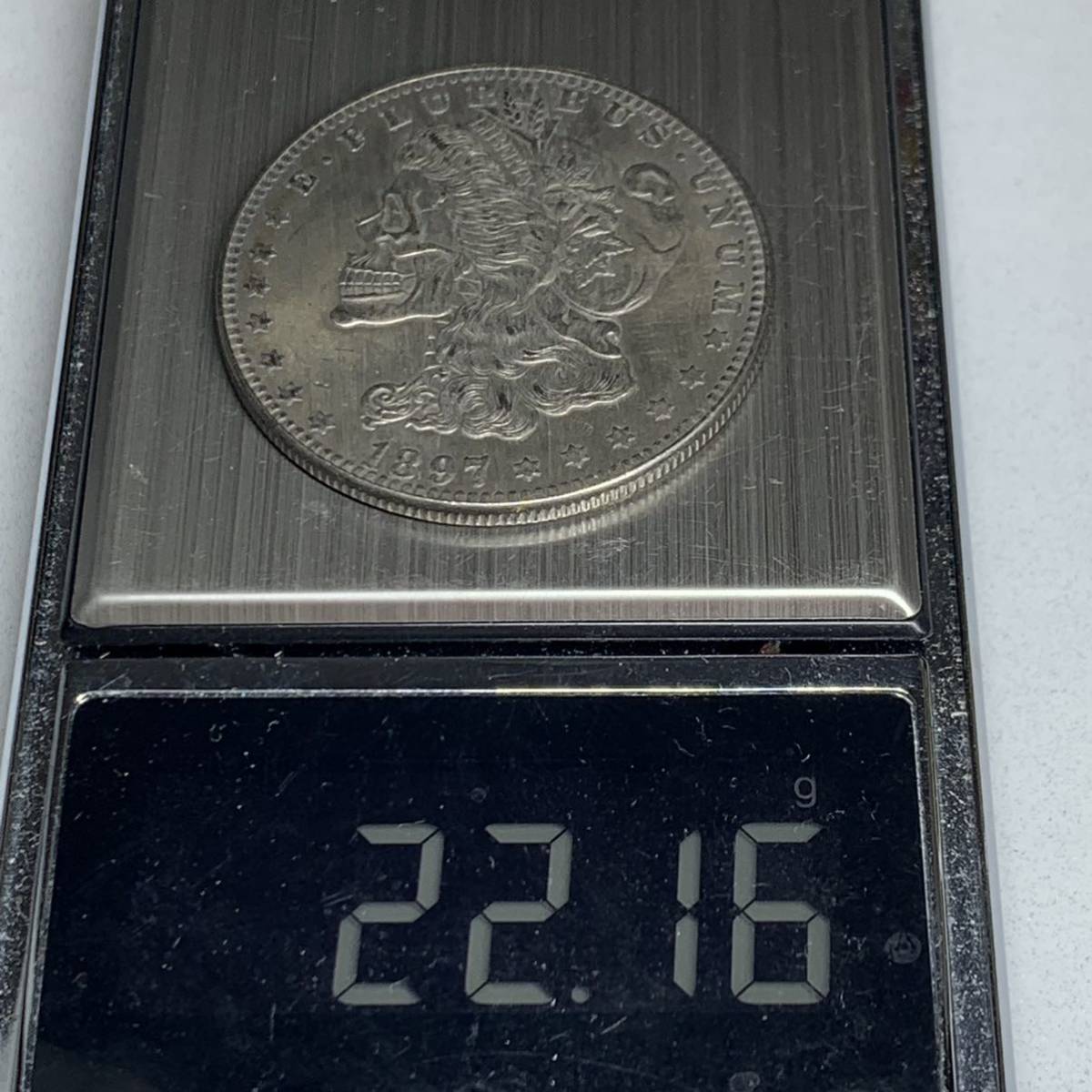 WX929流浪幣 スカルモーガン ハロウィン 天眼 鷹紋 外国硬貨 貿易銀 海外古銭 コレクションコイン 貨幣 重さ約22g_画像6