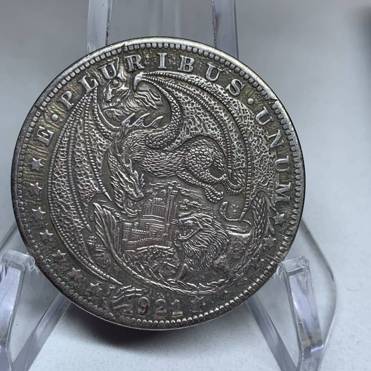 WX990流浪幣 龍獅大戦 天眼 鷹紋 外国硬貨 貿易銀 海外古銭 コレクションコイン 貨幣 重さ約21g_画像1