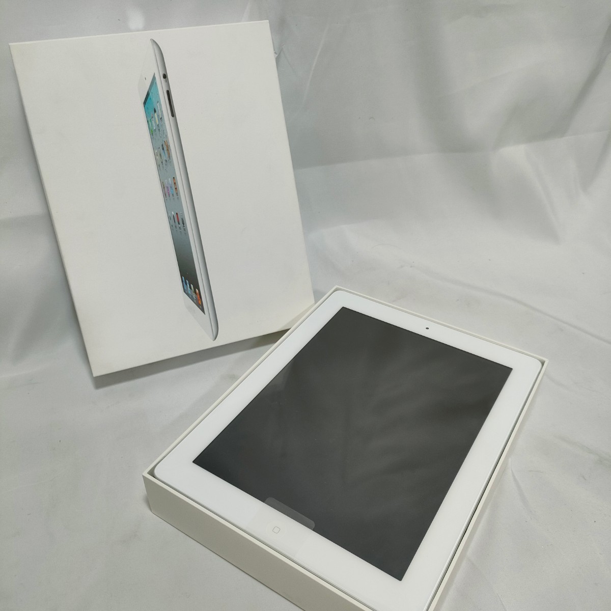 信頼】 Apple iPad 第三世代 MD328J/A iPad 16GB White | yasnabeauty.com