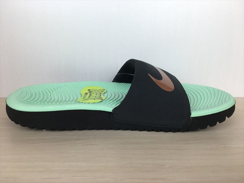 NIKE（ナイキ） KAWA SLIDE (GS/PS)（カワスライド GS/PS） 819352-010 靴 スニーカー サンダル ジュニア 18,0cm 新品 (1673)_画像2