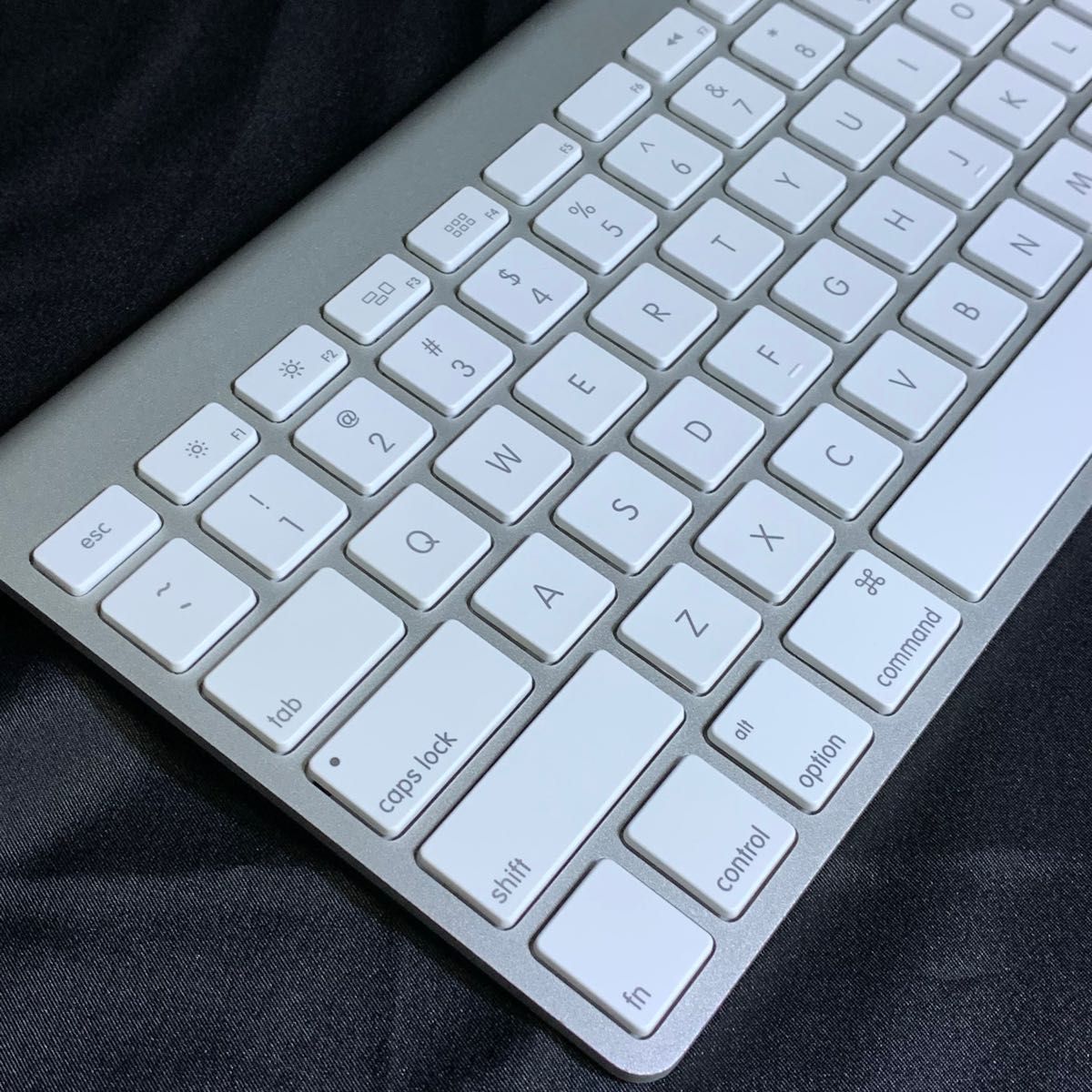 Apple ワイヤレス キーボード US表記 美品 アップル iMac 純正品  Keyboard  Bluetooth