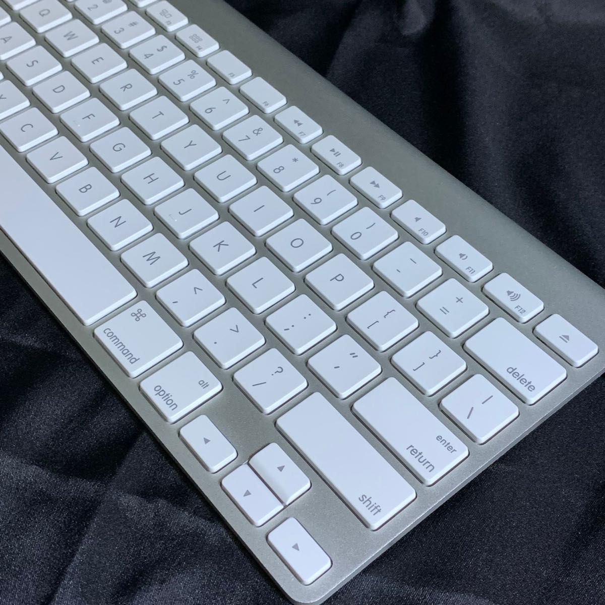 Apple ワイヤレス キーボード US表記 美品 アップル iMac 純正品  Keyboard  Bluetooth