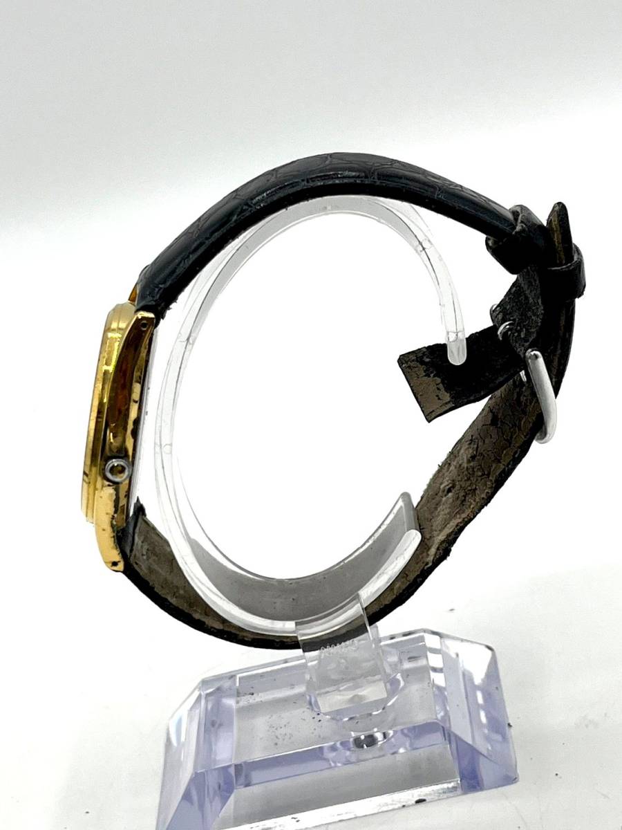 【電池切れ】SEIKO セイコー　V732-0D10 クォーツ腕時計　ALBA　アルバ　ゴールド文字盤　ボーイズ ケース3.2