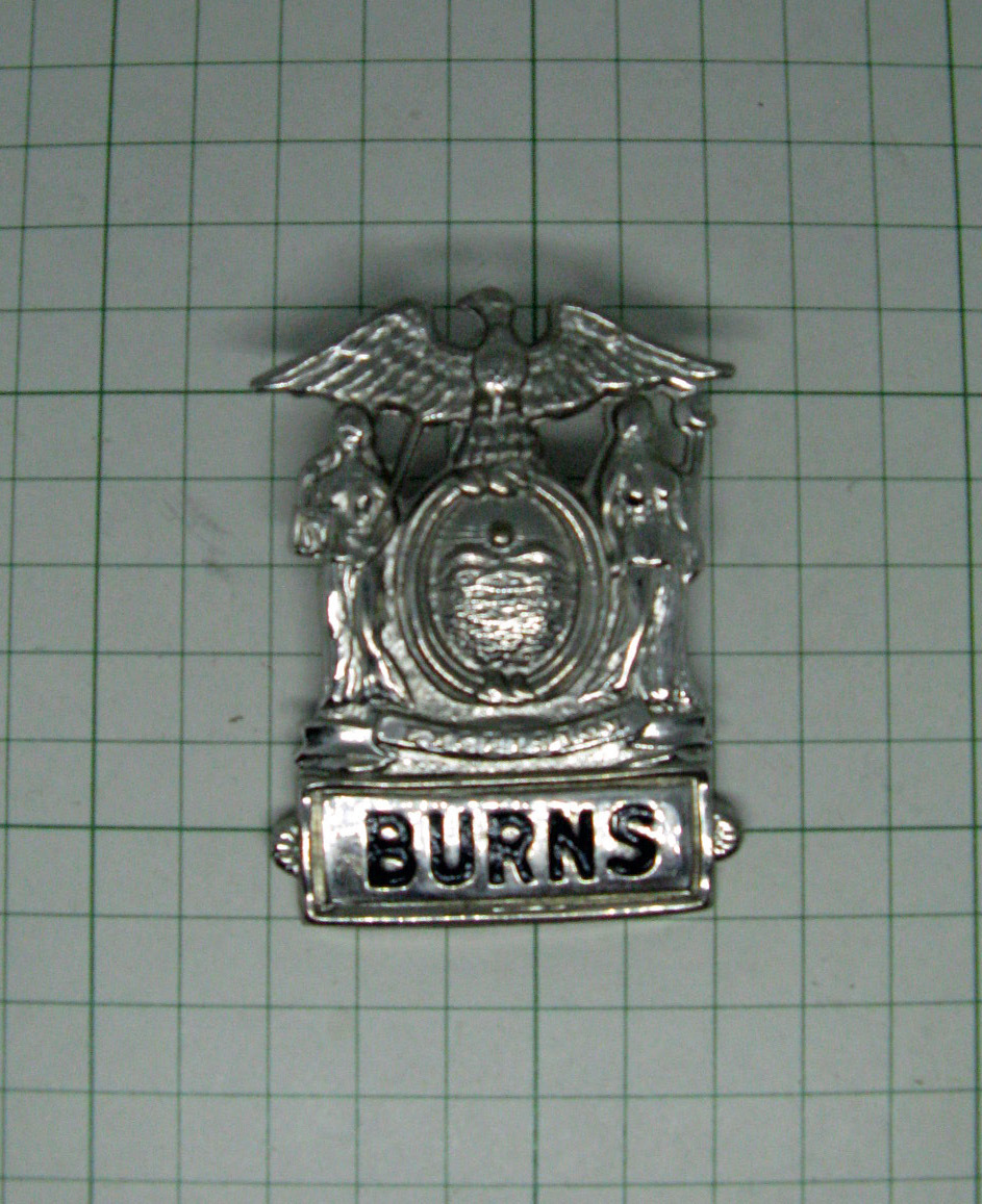 U.S. State of New York Burns Police Cap 実物バッジ・１点物