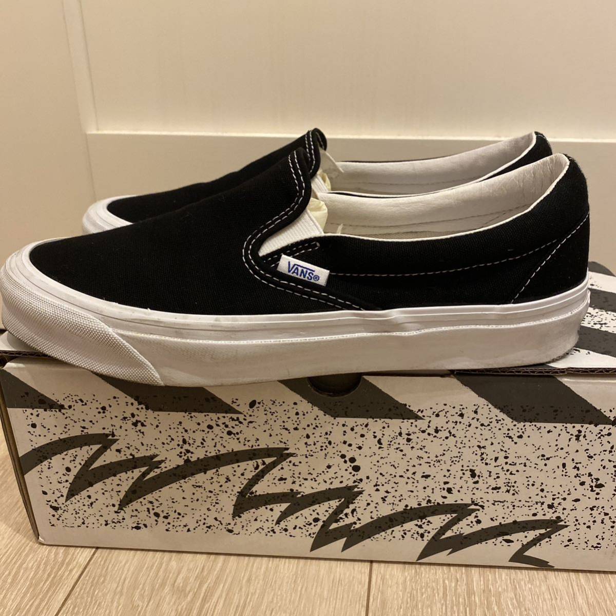 満点の スリッポン CLASSIC VAULT VANS 廃盤 OG オールドスクール