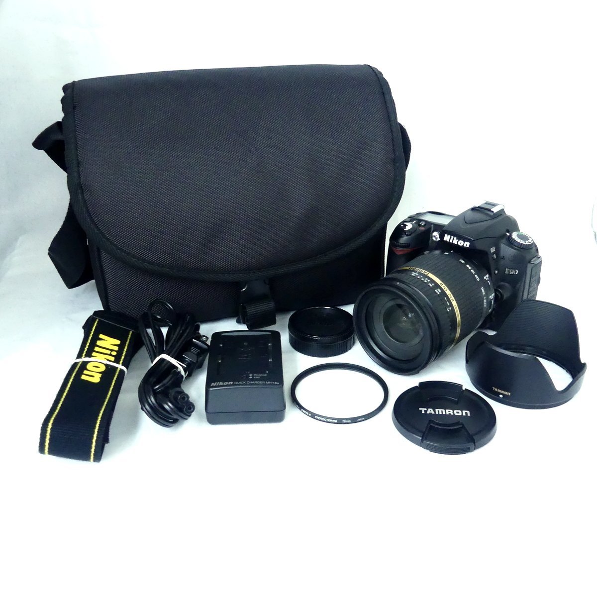 本物 ニコン Nikon D90 /2306C USED 現状品 通電OK デジタル一眼 DII