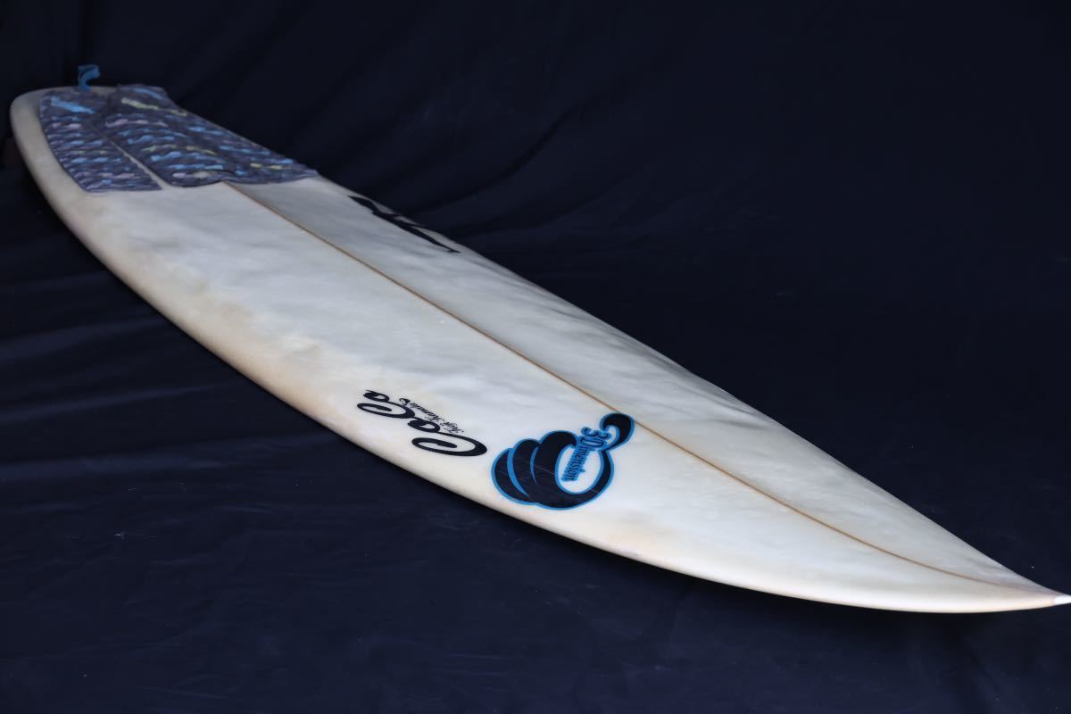 3Dimension Surfboards AK FOR SHIGE 6'1x18 1/2x2 1/4 直接引き取り可 サーフボード PU初心者 ショートボード 中古_画像6