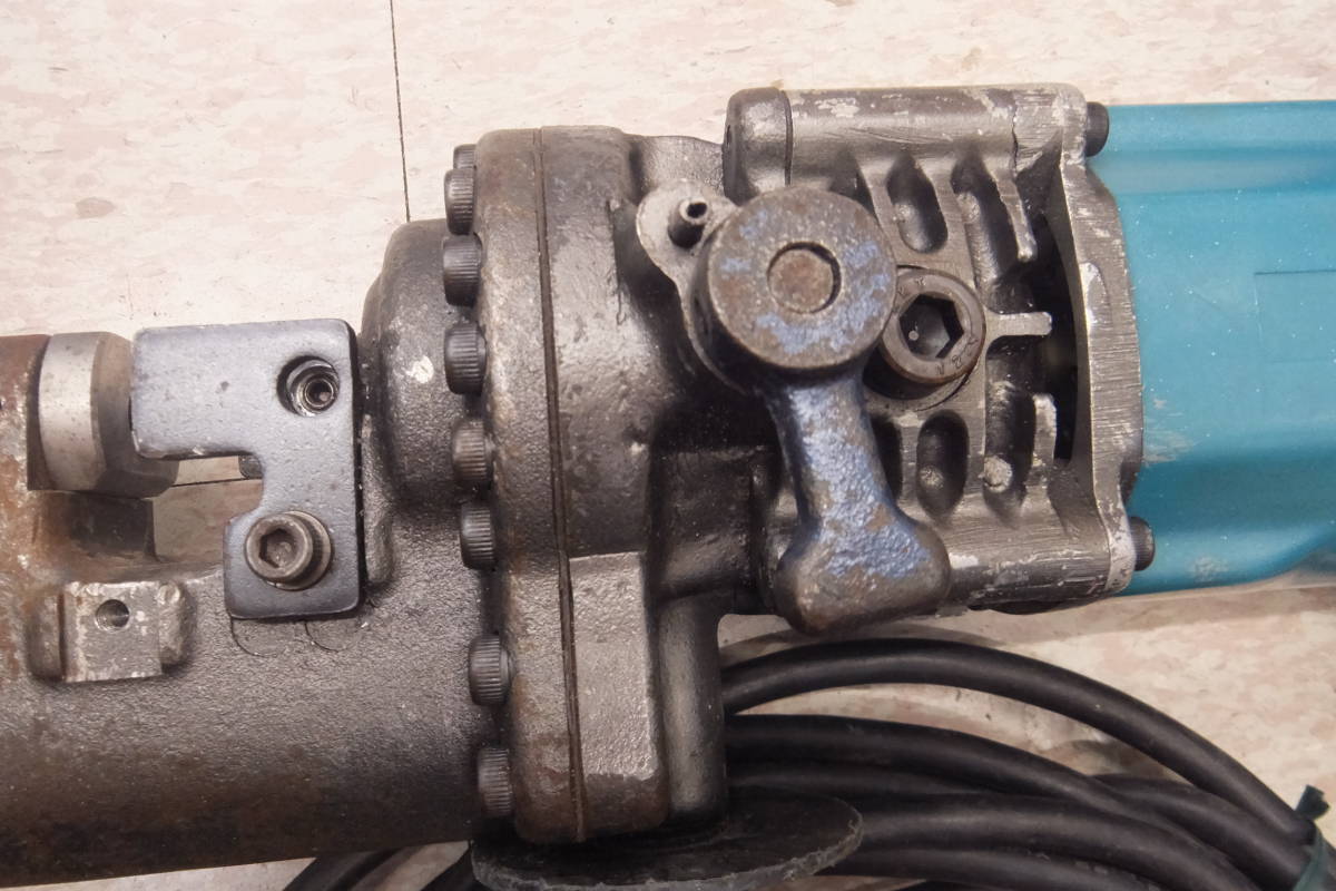 即決 中古動作品 makita マキタ 電動パンチャー PP150 送料無料 即決 中古動作品 makita マキタ 電動パンチャー PP150 送料無料