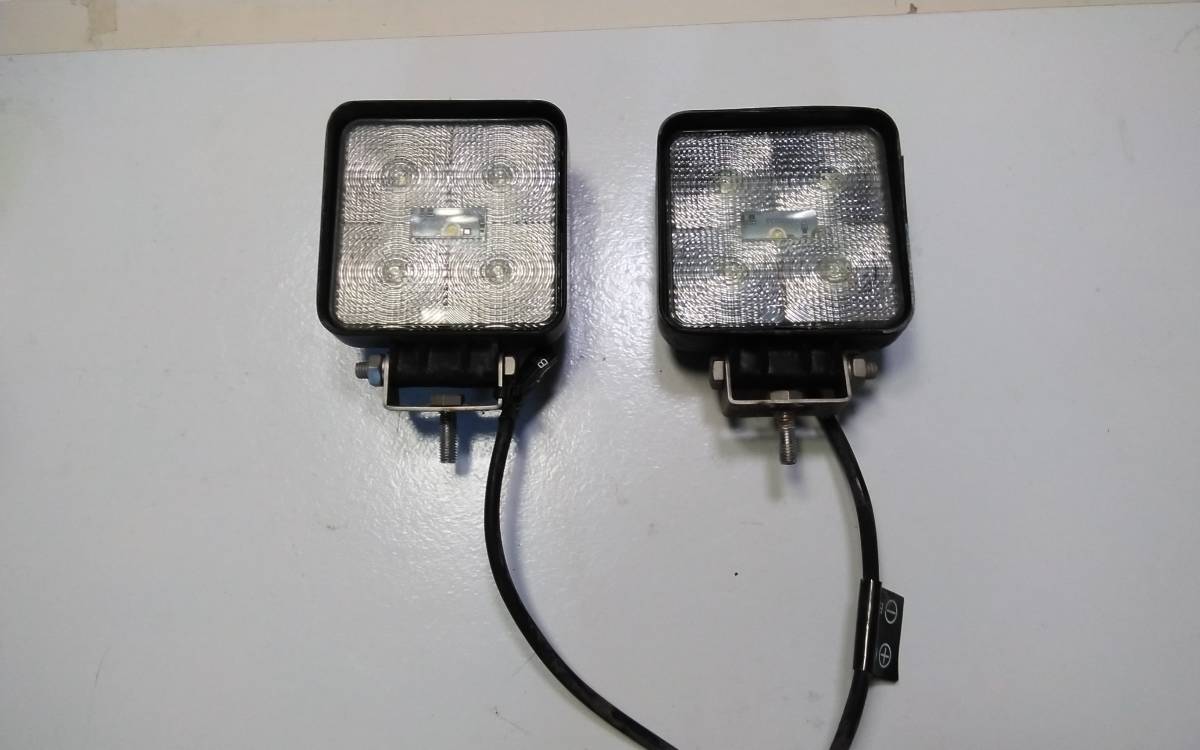 ☆　トラック　バックライト　テールライト　作業灯　ＬＥＤ　１２v　左右2個_画像1