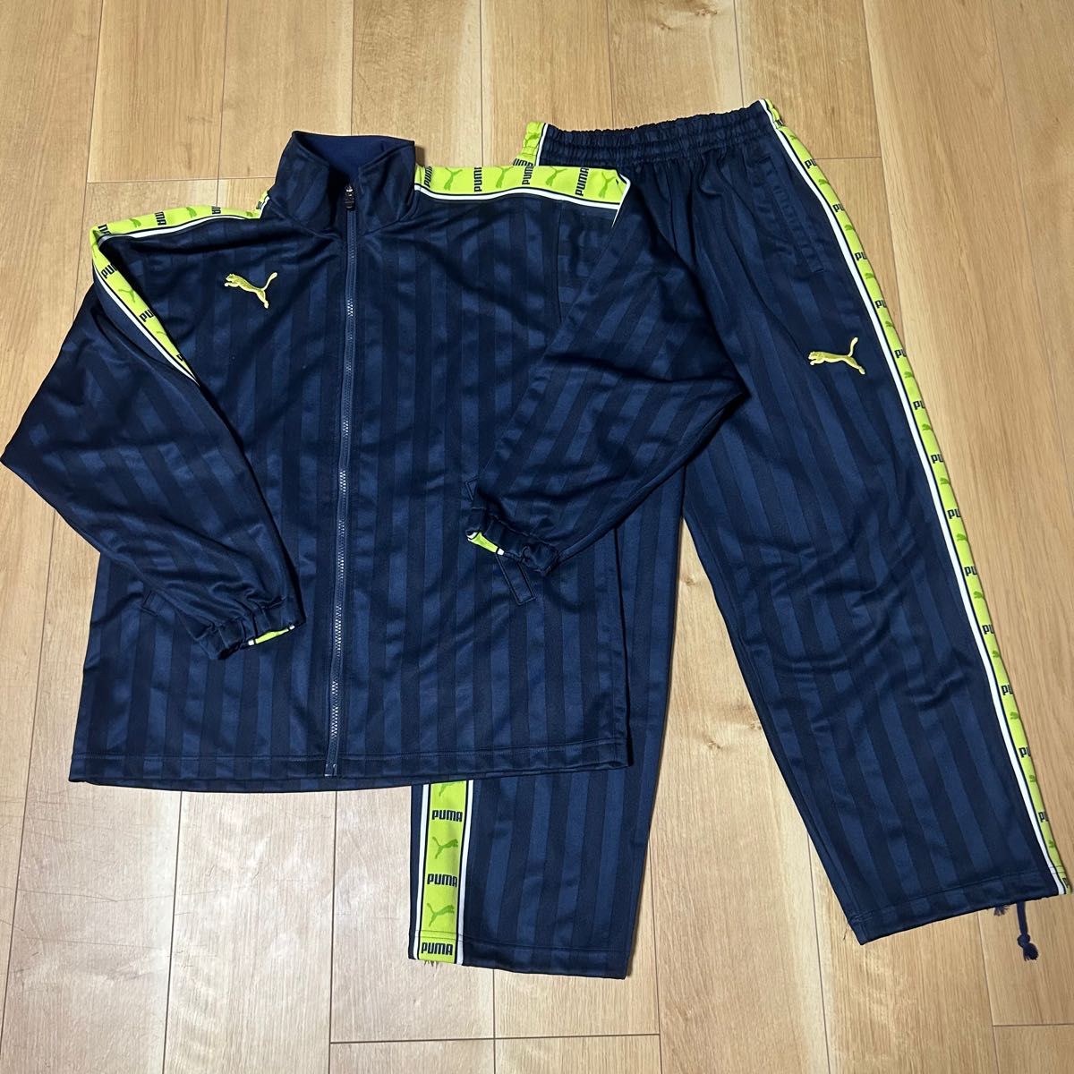 プーマ PUMA ジャージ 上下 セットアップ グリーン 緑 ライン プーマ PUMA ジャージ 上下 セットアップ グリーン 緑 ライン