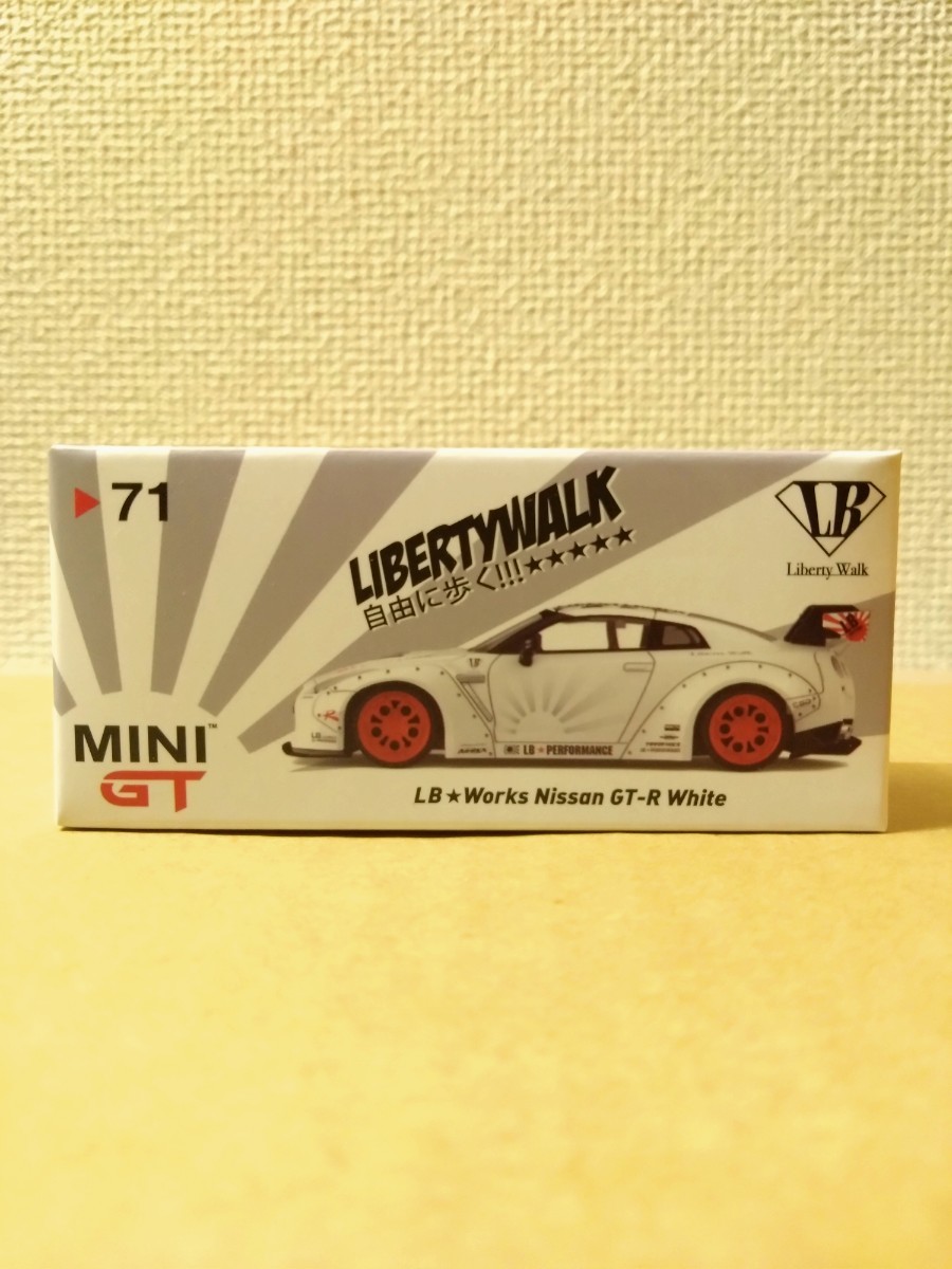 初期 トイザらス 限定 MINI GT 71 NISSAN GT-R R35 LB☆WORKS White 右ハンドル 日産 リバティーウォーク 1/64  レア 未使用品 TOYSRUS ex(乗用車)｜売買されたオークション情報、ヤフオク! の商品情報をアーカイブ公開 