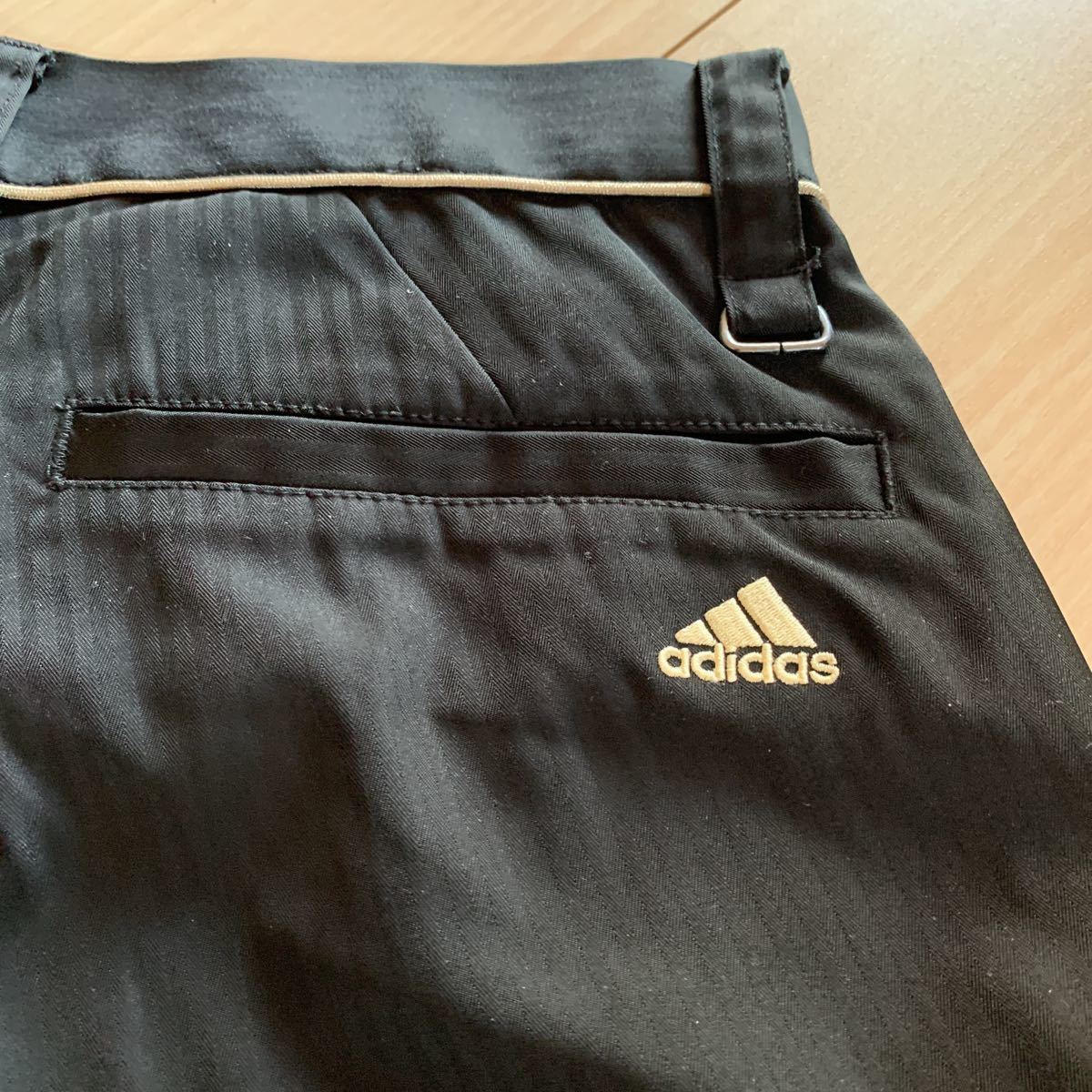 adidas アディダス ゴルフパンツ お洒落なブラック サイズ79 adidas アディダス ゴルフパンツ お洒落なブラック サイズ79