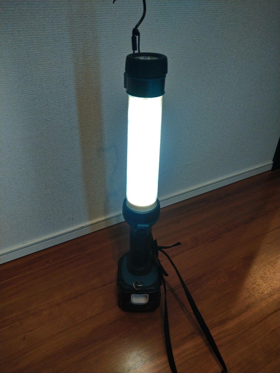 makita マキタ 14 4V 充電式蛍光灯 ワークライト ML144|Yahoo makita マキタ 14 4V 充電式蛍光灯 ワークライト ML144|Yahoo