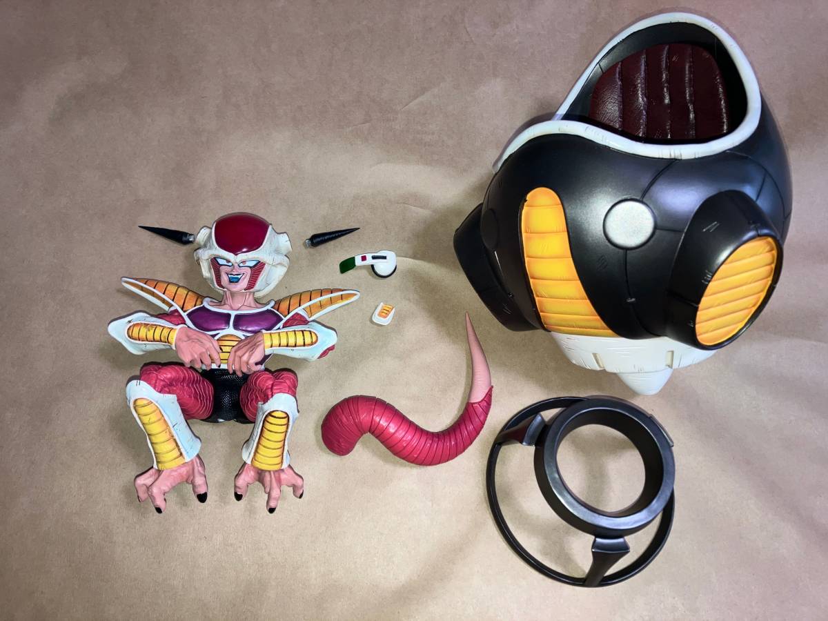 送料込】フリーザ 第一形態 ポッド ガレージキット 漫画カラー版 送料込】フリーザ 第一形態 ポッド ガレージキット 漫画カラー版