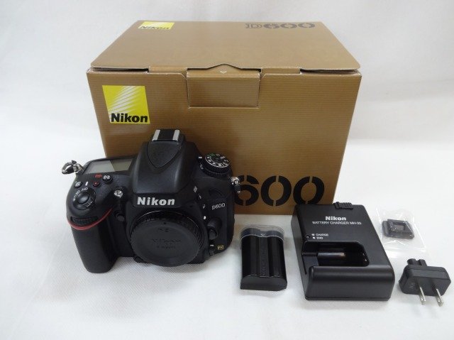 特別セーフ ニコン Nikon D600 中古 デジタルカメラボディ 現状品