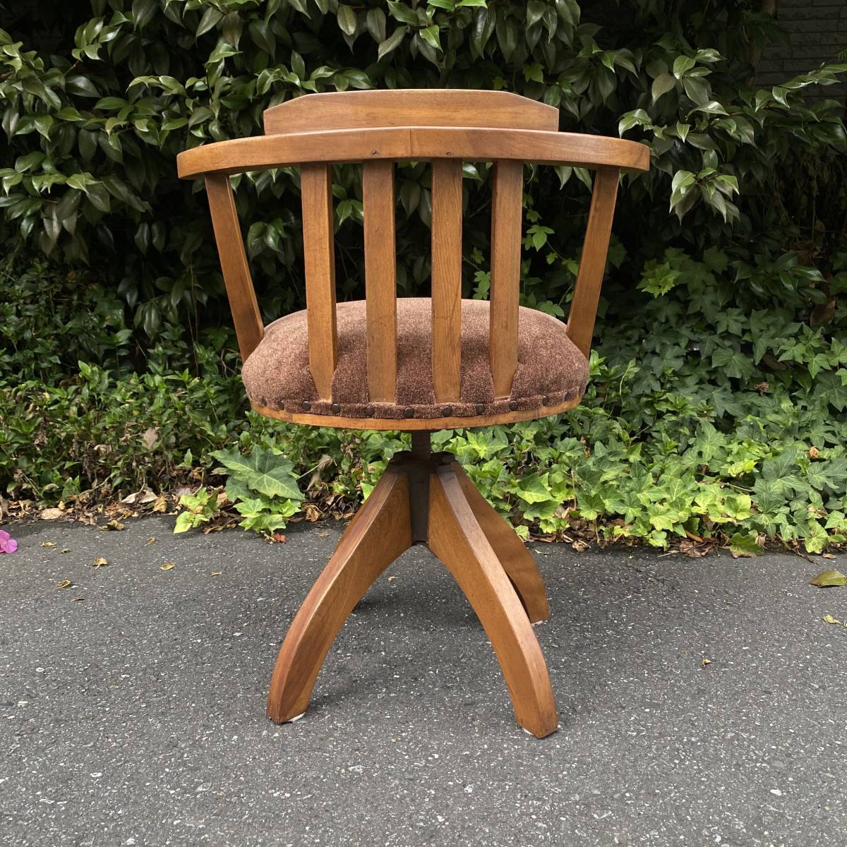 dokta- chair Vintage rotation chair arm chair old furniture retro japa needs modern Showa era Taisho old tool * pickup welcome ( control ID:261)