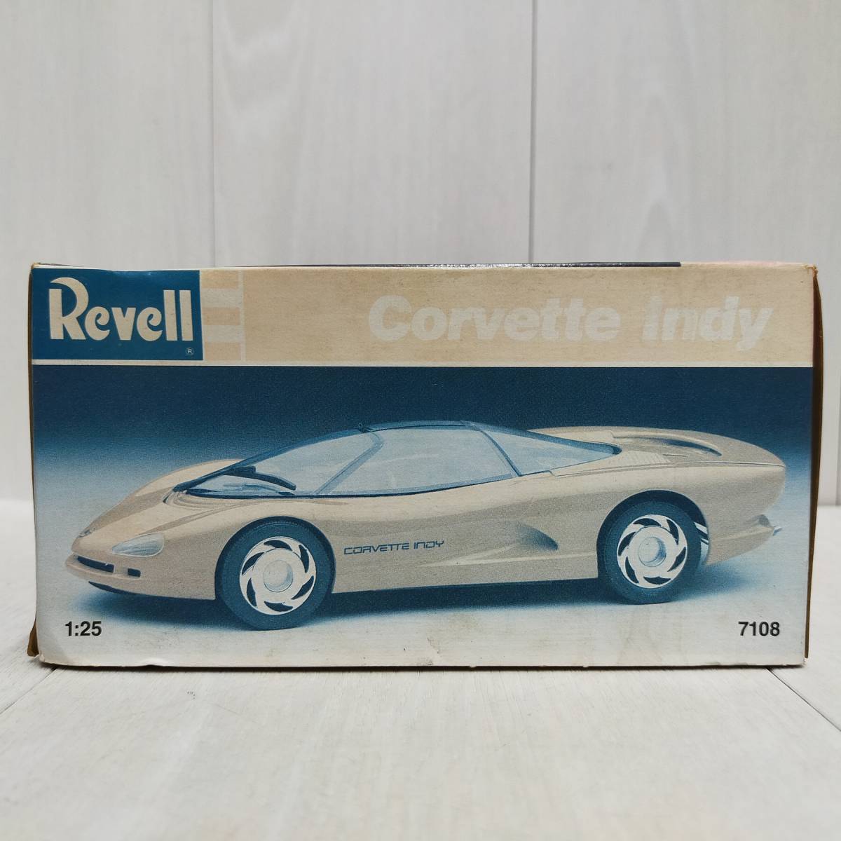 ◇◇Chevrolet Corvette Indy◇◇1/25 レベル 未組立 Revell シボレー