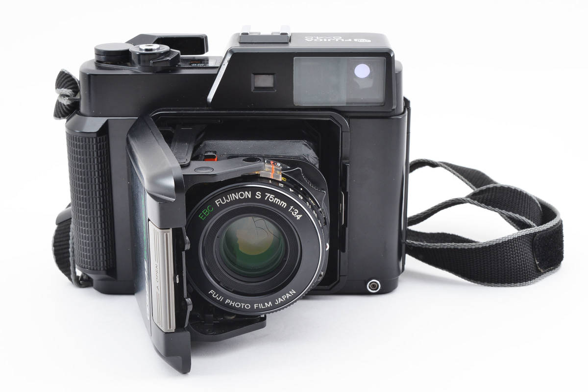 品質一番の フジカ GS645 Pro 6x4.5 フィルムカメラ 75mm f/3.4 レンズ