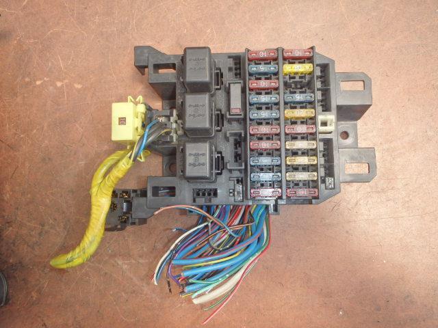  Bighorn ( Isuzu ) KH-UBS73GW fuse box LS 5 person 4JX1-TC 740 7154-1352 interior 213114