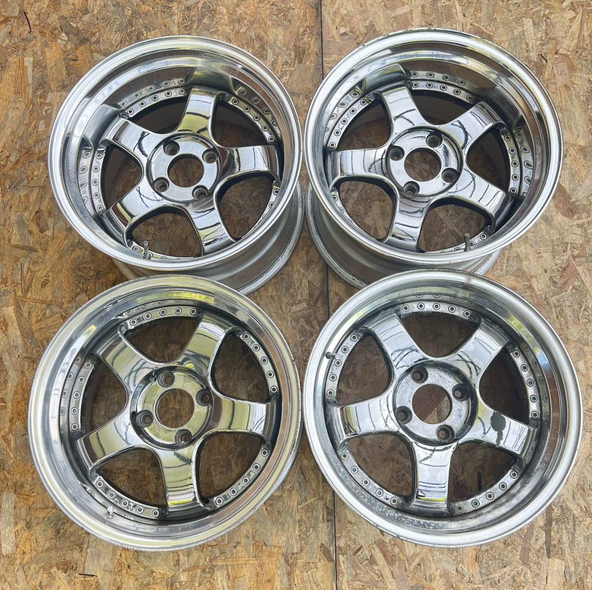 希少!】SSR SP1 17インチ 9J+24 10J+24 PCD114.3 4穴 4H 希少!】SSR SP1 17インチ 9J+24 10J+24 PCD114.3 4穴 4H
