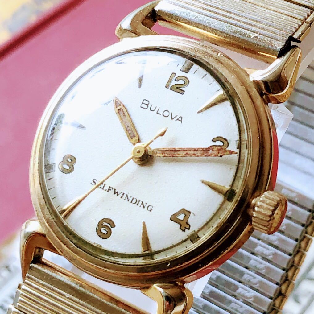 ≪超目玉★12月≫ Bulova Classic 96B311) (Model: Silver-Tone Strap, Leather