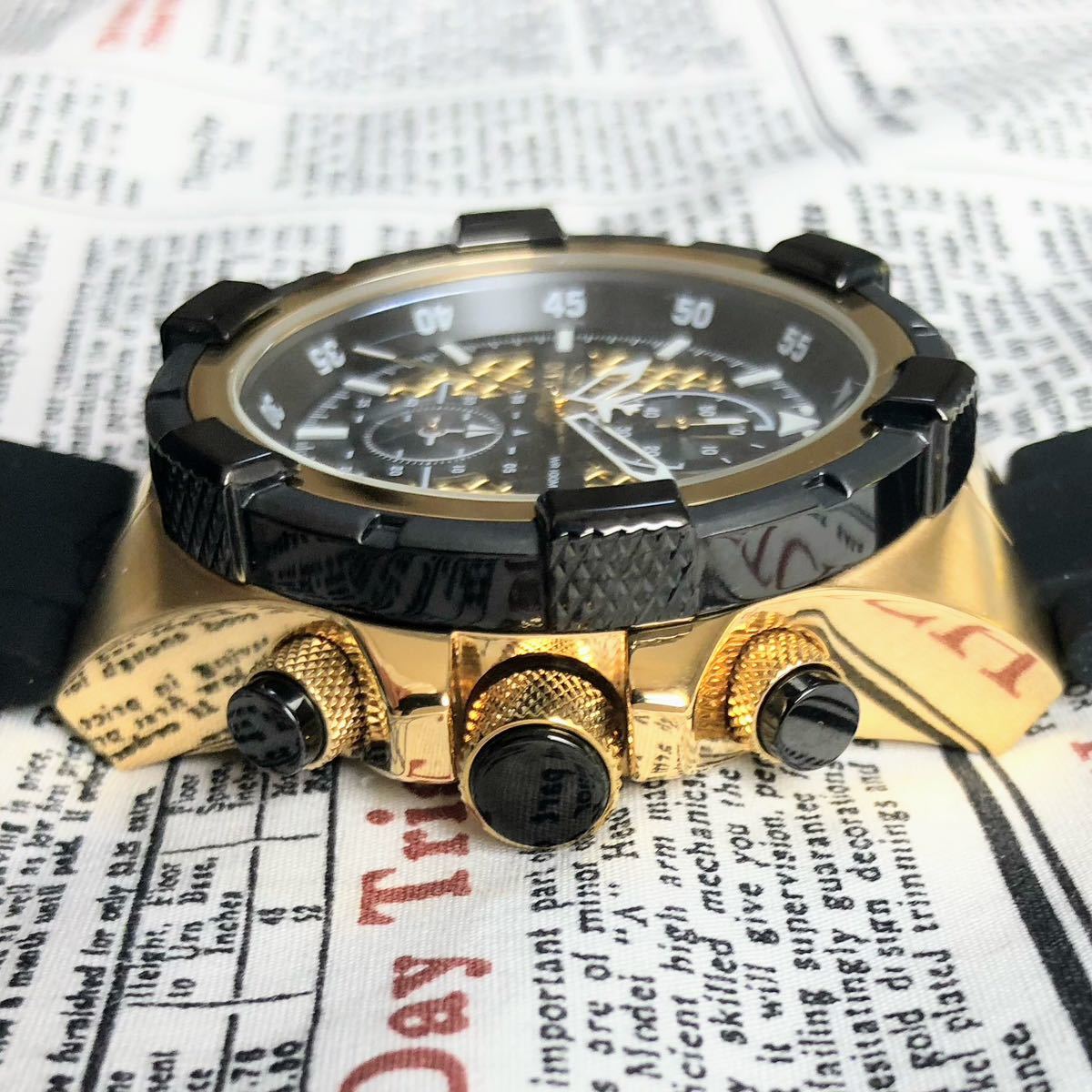 #2696【売切り特価！】メンズ 腕時計 インビクタ Invicta クォーツ 黒文字盤 Quartz 動作良好 クロノグラフ 3針 インヴィクタ カレンダーの画像8