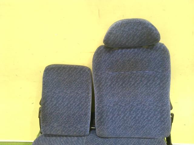  used Atlas KC-AKR71EA assistant seat 4HG1 846 the back side :8-97866-979-0