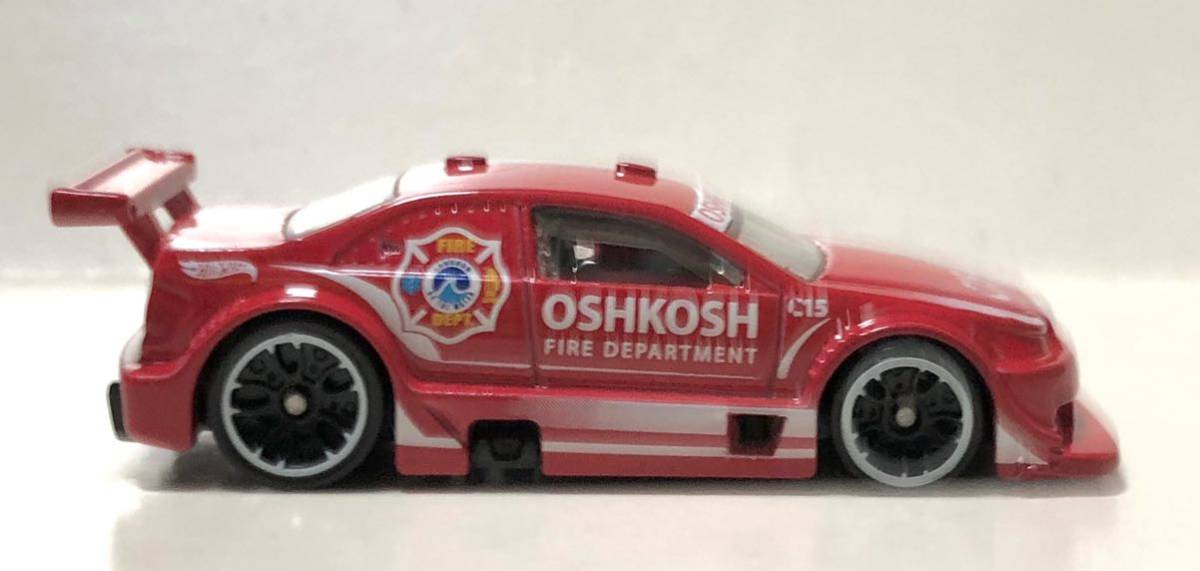 レア 2012 Amazoom Volks Wagen Passat 3B Oshukosh C15 FD Fire Chif Car 消防指揮車 フォルクス ワーゲン パサート センター 15分署_画像5