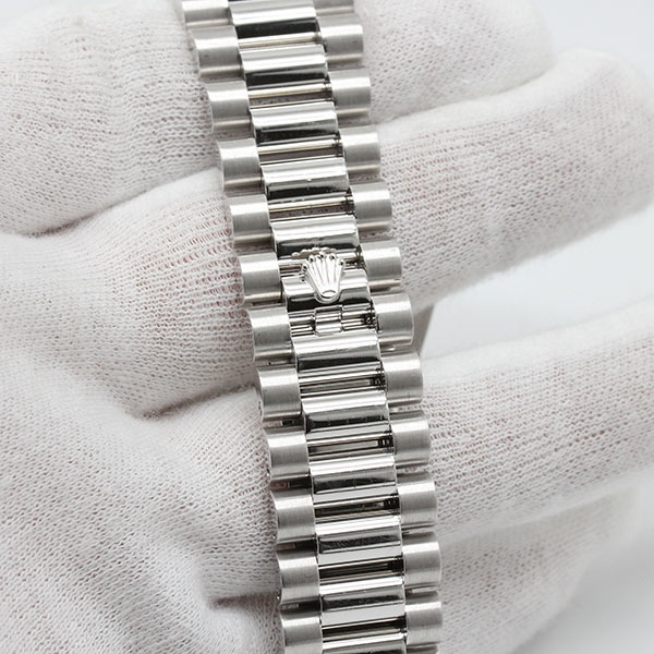 ロレックス ROLEX デイデイトII 218239 V番 ベゼルダイヤ ダイヤ文字盤 K18WG メンズ腕時計 自動巻き アフターダイヤ_画像5