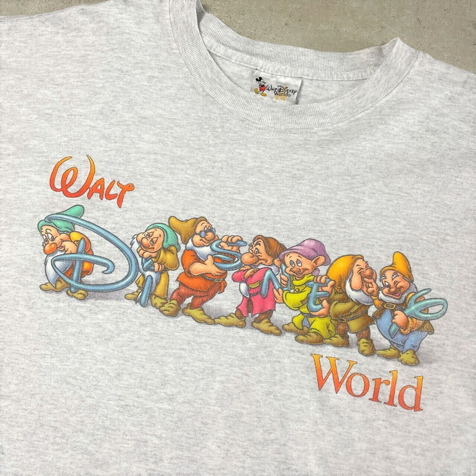 最新デザインの 00年代 Disney 白雪姫 七人の小人 キャラクタープリント Tシャツ メンズXL イラスト、キャラクター