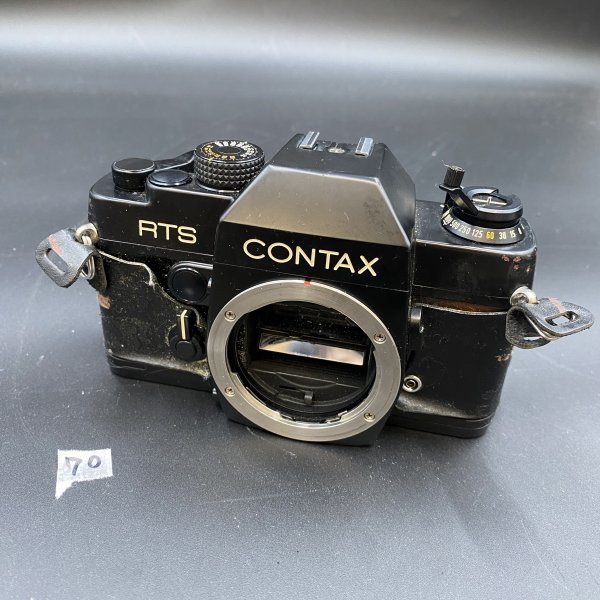 G0824-70 コンタックス Contax RTS 動作未確認　一眼レフ　フィルムカメラ　ジャンク　動作未確認
