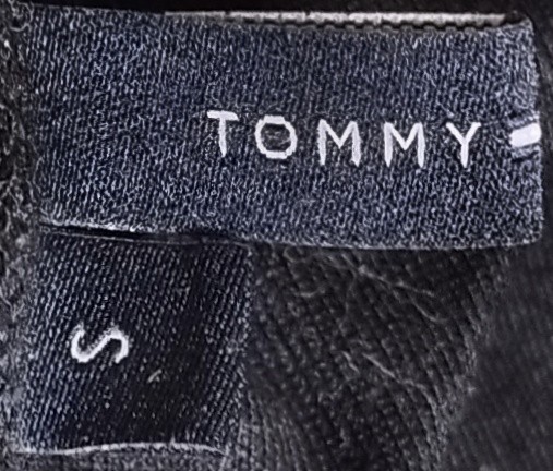 【美品】TOMMY HILFIGER(トミーヒルフィガー)ポロシャツ S 