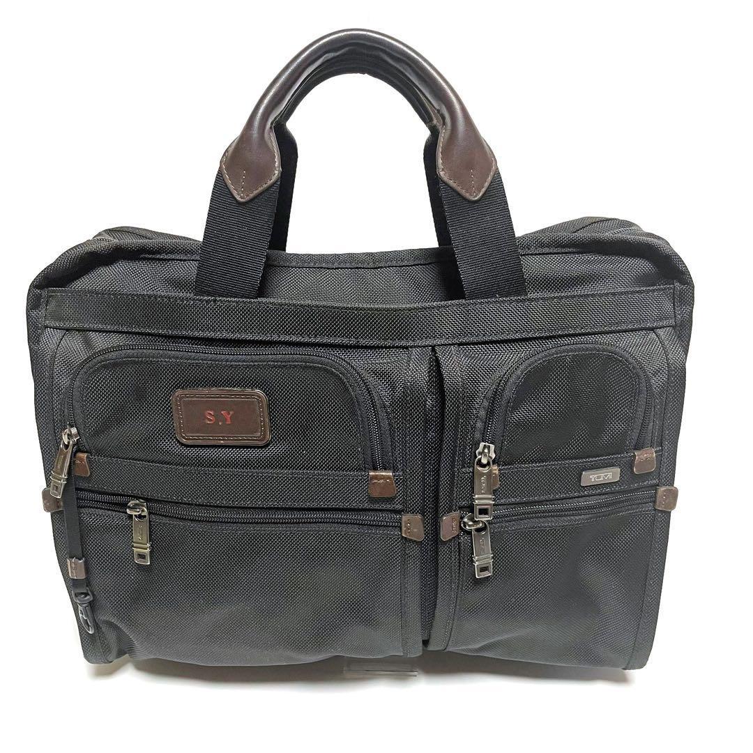 再入荷!】 トゥミ 26133DB 限定モデル イニシャルロゴ ラウンド