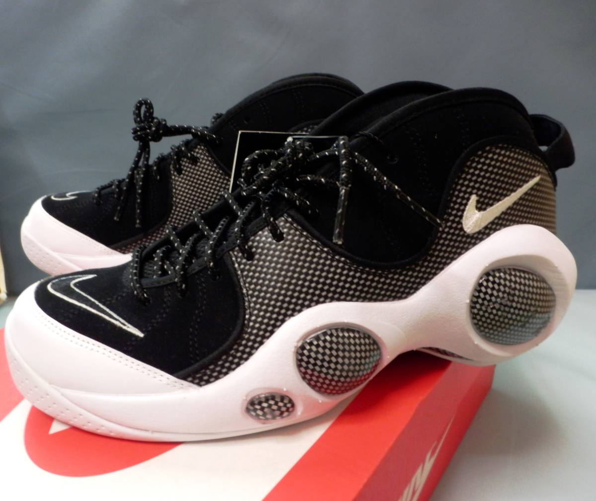 【送料込】未使用 タグ付 定価1.9万円 ナイキ NIKE AIR ZOOM FLIGHT 95 Black Metallic 2022年 復刻モデル 箱付 26cm スニダン購入 正規品_画像5