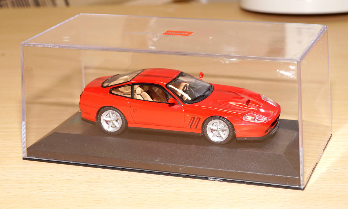 1/43 ixo フェラーリ FERRARI 575M マラネロ MARANELLO プラスチックケースにヨゴレあり 送料無料_画像4