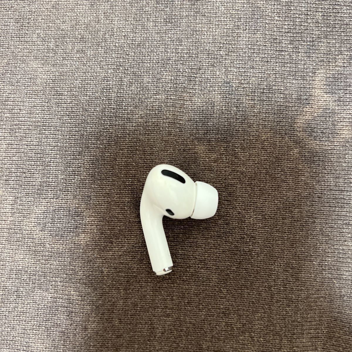 Apple純正AirPods Pro 第1世代左イヤホンMWP22J/A 左耳のみジャンク