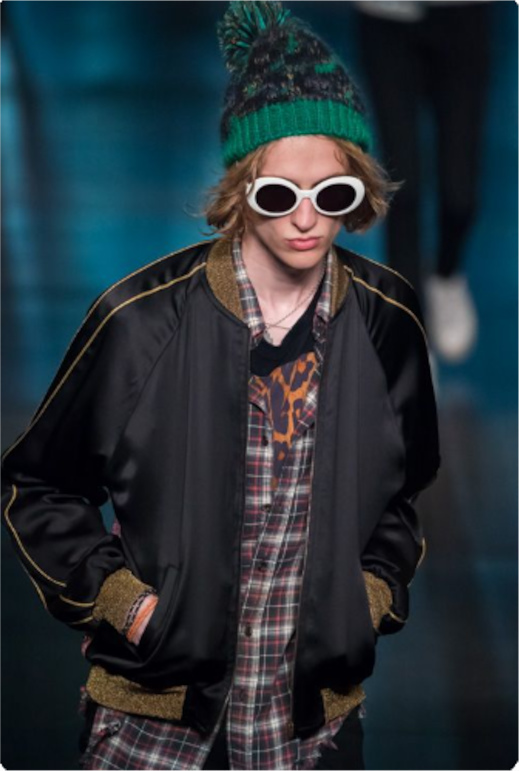 美品 SAINT LAURENT SURF サンローランパリ SL98 CALIFORNIA 002 美品 SAINT LAURENT SURF サンローランパリ SL98 CALIFORNIA 002