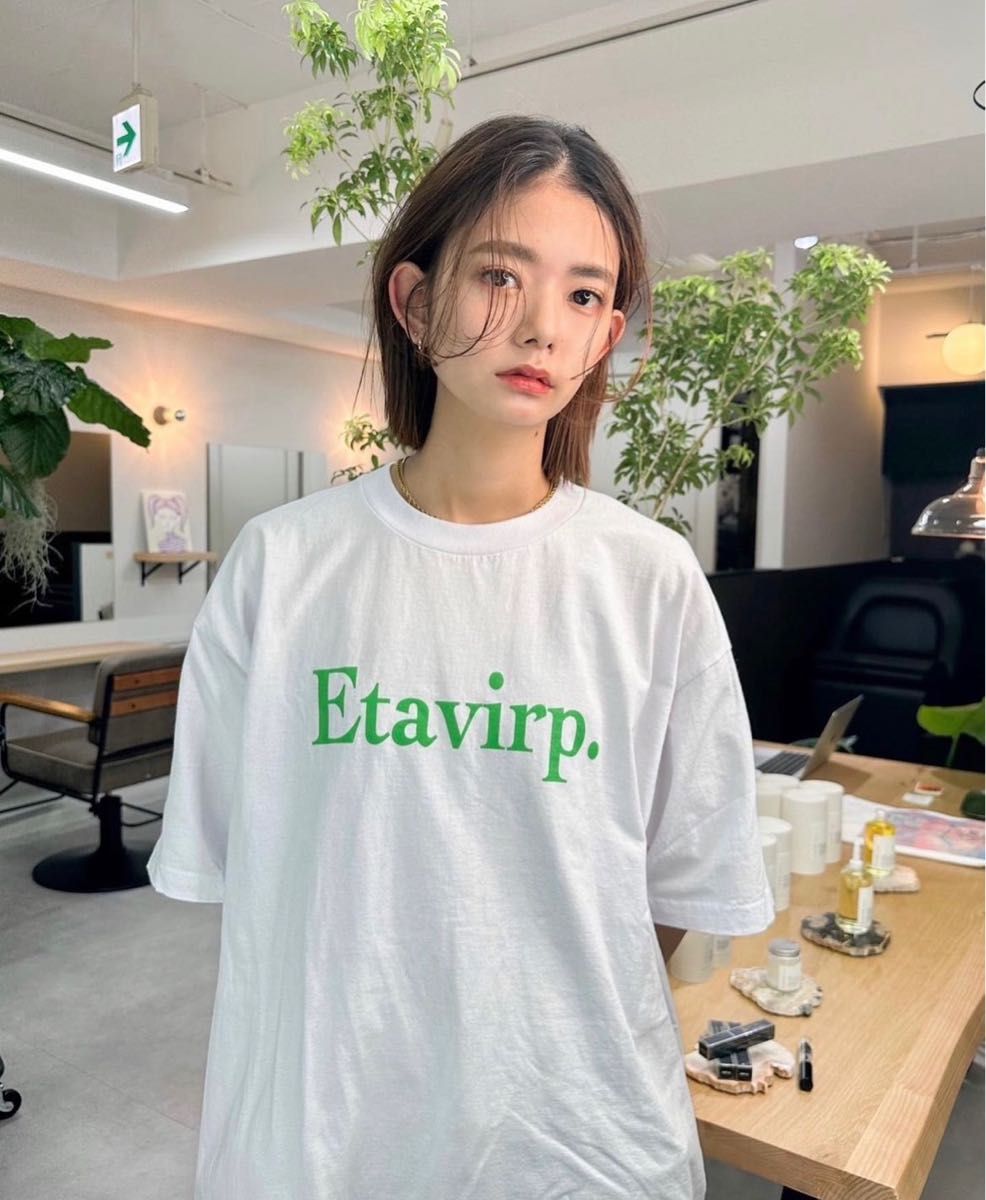 完売 在原みゆき着用 etavirp logo Tシャツ L｜PayPayフリマ