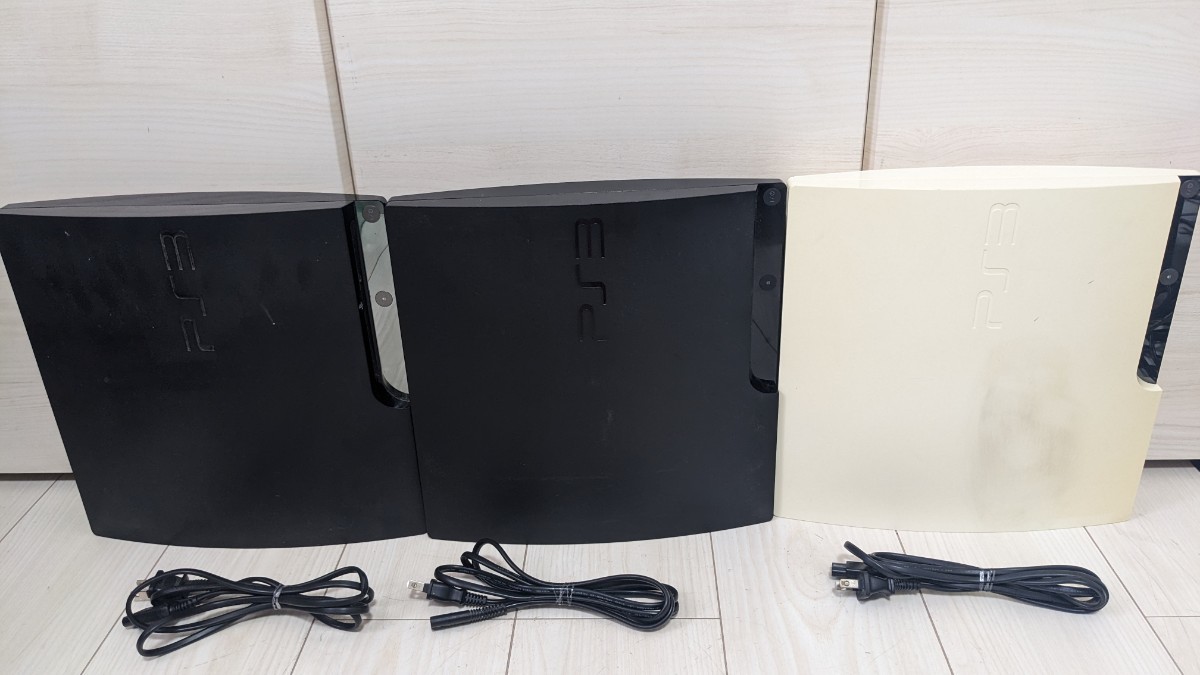 人気が高い PlayStation3本体 3台セット CECH-3000A 1台/CECH-2500A 2