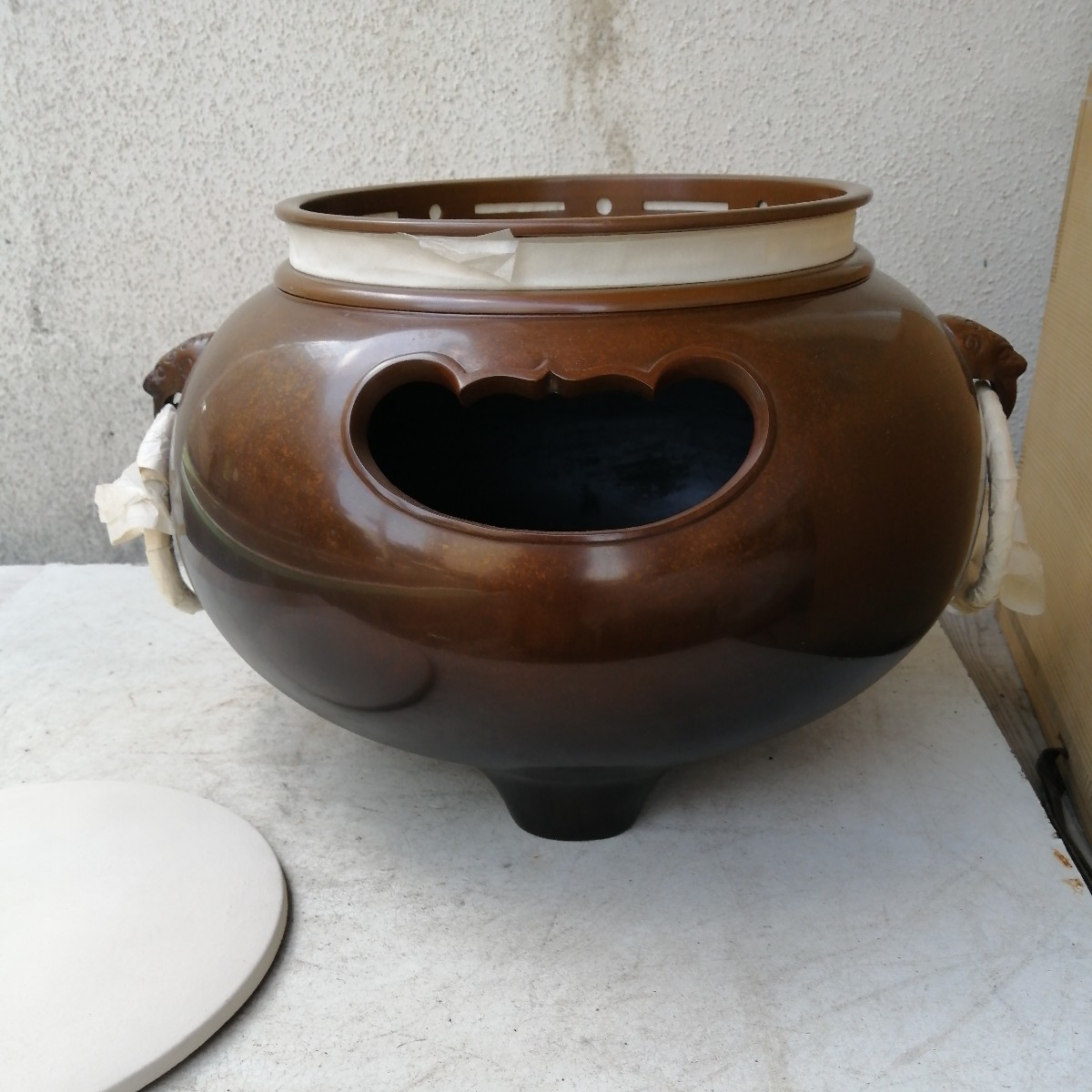 風炉　鬼面風炉　鋳銅製　未使用　瓦付き　茶道具　茶道　木箱 銅_画像2