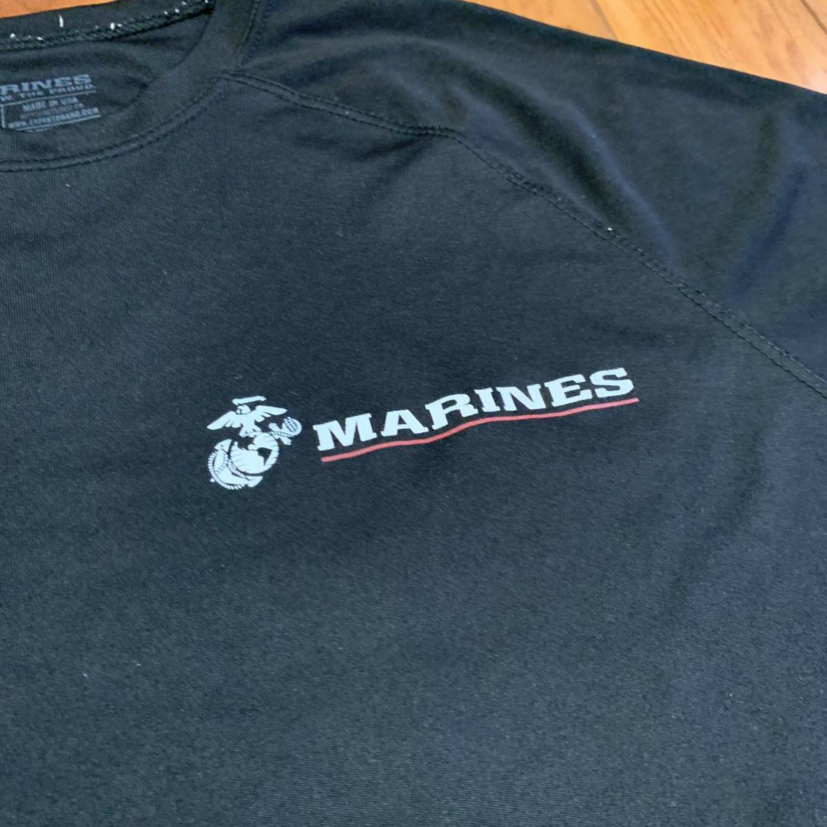 沖縄 米軍放出品 アンダーアーマー PAIN IS WEAKNESS Tシャツ トレーニング ランニング  MEDIUM BLACK (管理番号Q233)の画像2