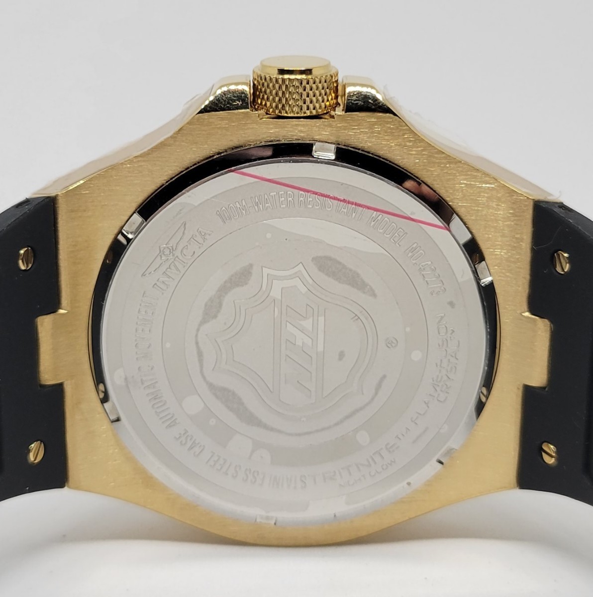 Invicta インビクタ 42273 52mm NHL ベガス ゴールデン ナイツ / プロダイバーオートマチック《悪の秘密結社風デザインが草!(゜ロ゜)~》