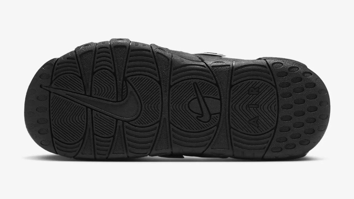 新品 NIKE 24cm エアモアアップテンポ スライド 黒 ブラック 他多数有
