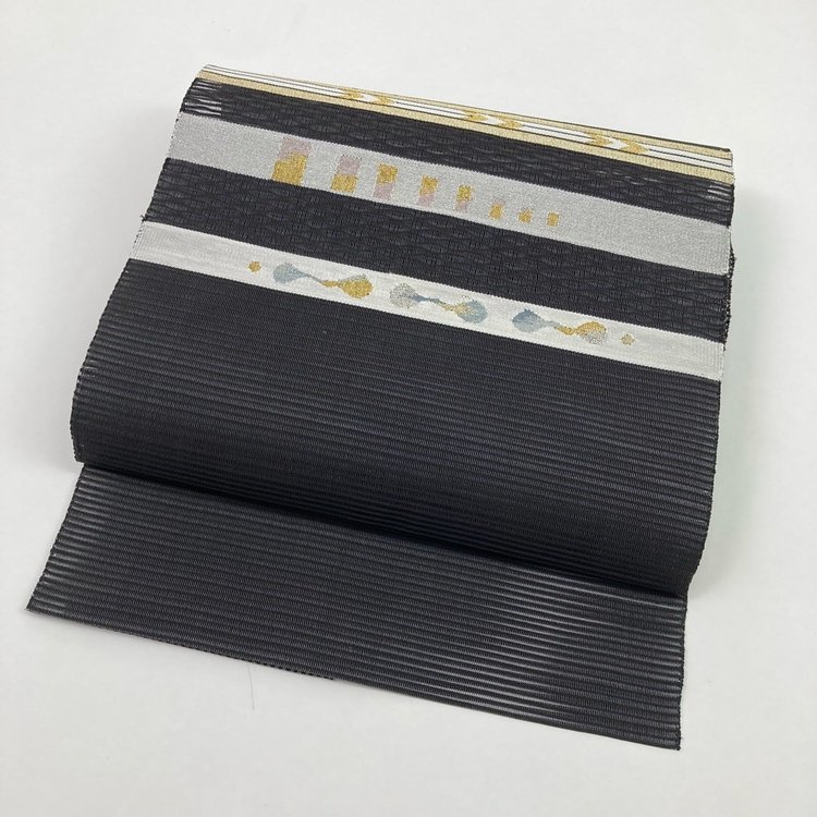 ファッションなデザイン 名古屋帯 絽 着物 【Y商品】和装 y290-2060672 ゴールド 帯幅30.5cm 帯丈360cm ゴールド ホワイト ブラック 金彩 横縞 仕立て上がり ファッションなデザイン 名古屋帯 絽 着物 【Y商品】和装 y290-2060672 ゴールド 帯幅30.5cm 帯丈360cm ゴールド ホワイト ブラック 金彩 横縞 仕立て上がり