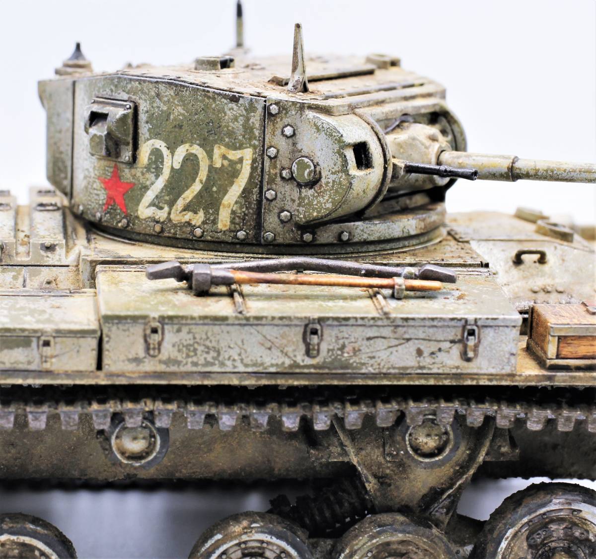 完成品】1/35 イギリス歩兵戦車 バレンタインMk.Ⅱ/Ⅳ(ソ連軍 完成品】1/35 イギリス歩兵戦車 バレンタインMk.Ⅱ/Ⅳ(ソ連軍